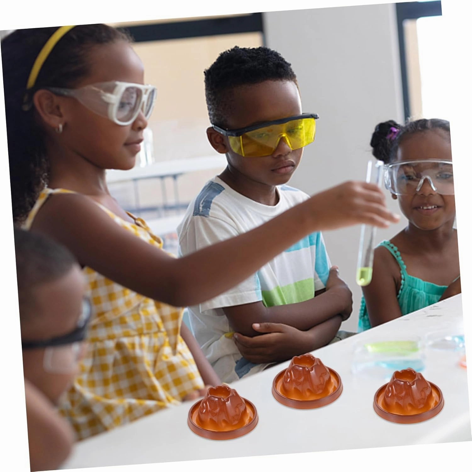 30pcs Volcano Science Models Eruptions Base Prop for Projects Engaging Educational Kits for Boys and Girls for Hands Learning and Creative Crafting