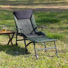 Camping Lounge Chair with Detachable Footrest, Portable Folding Reclining Chair, Camping Chair with Adjustable backrest for Indoor and Outdoor, Camping, Beach, Fishing (Black   Detachable Footrest)