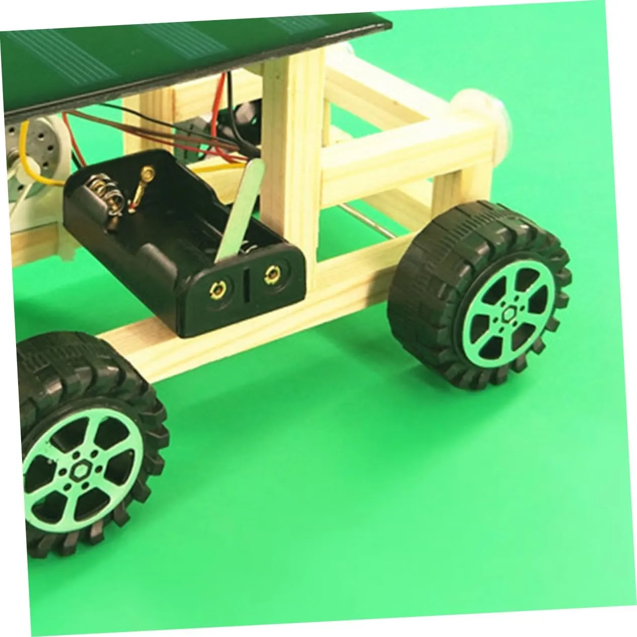 Handmade Solar Car Model Kit Kids Educational Car Science Learning Toys Random Color