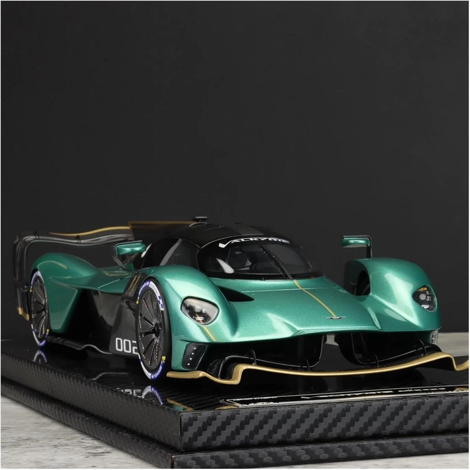 Metal Car Model 1:18 for Valkyrie AMR PRO Simulation Car Model Classic Roadster Vehicles Collection Die Cast Vehicles(Green)