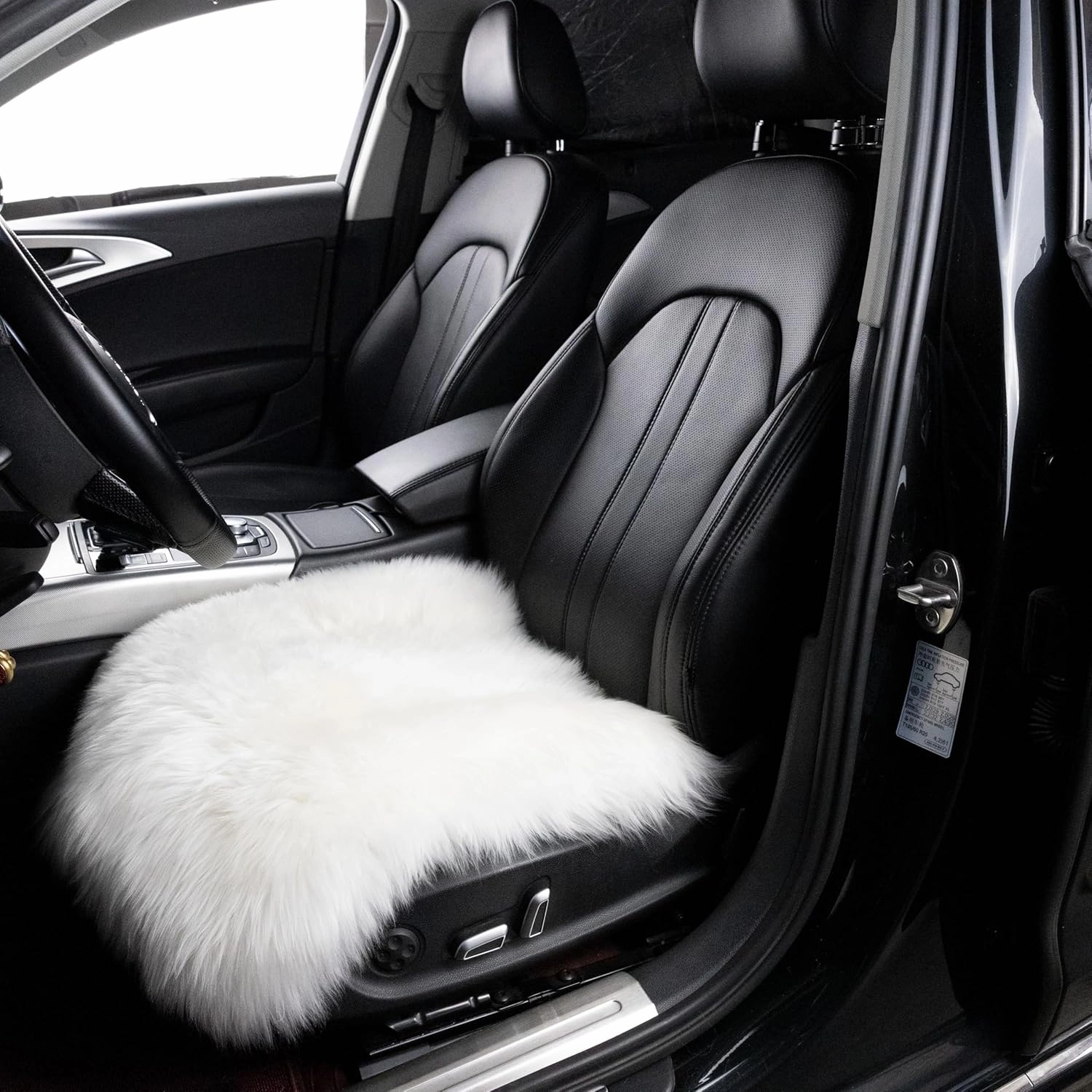 Natural Australian Sheepskin Seat Chair Pad,Soft Wool and Non-Slip Backing Cover for Home Office Chair Computer Chairs, car Seats, Kitchen and Dining Room Square Pack of 1 (Pearly White, 18"×18”)