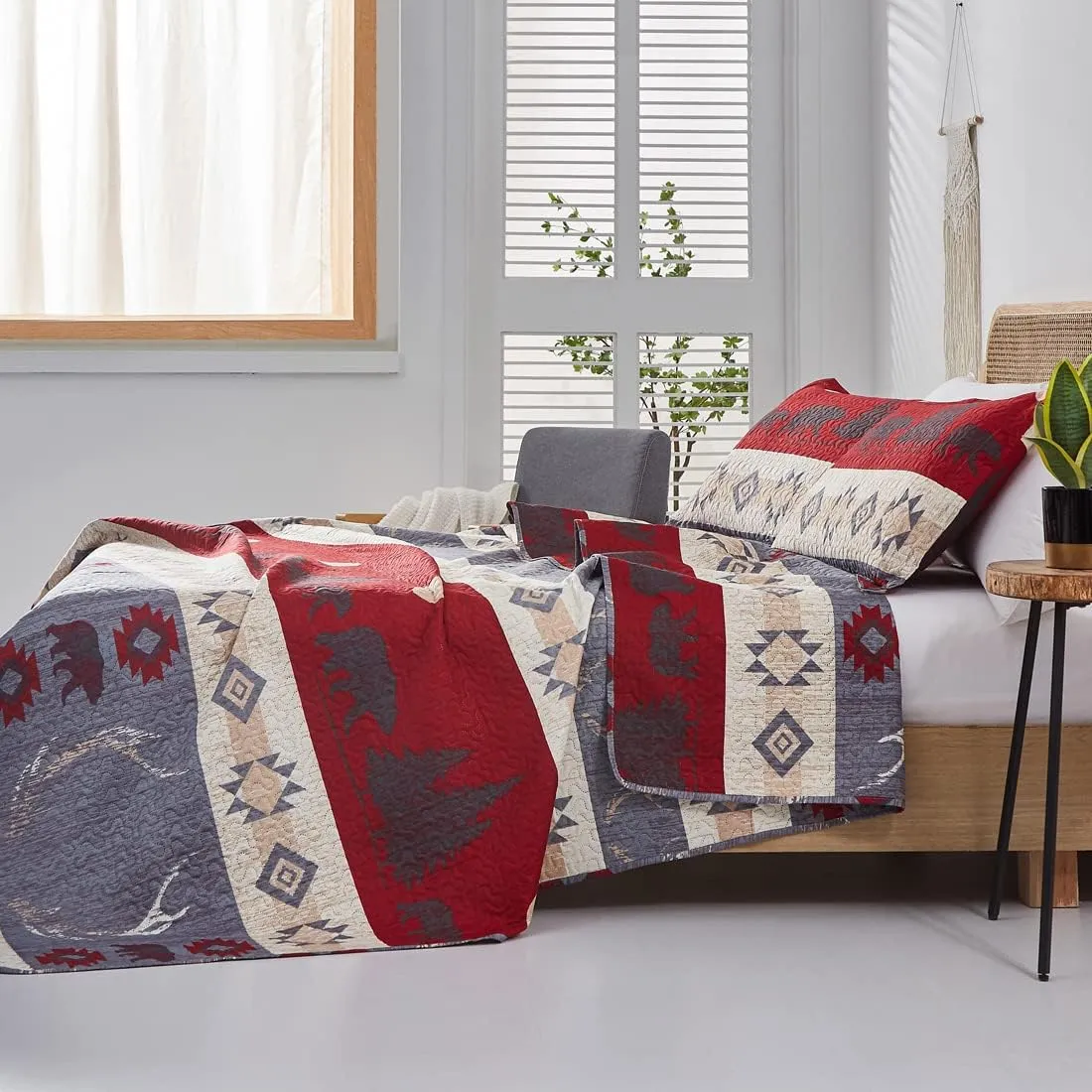 Oliven Black Bear Lodge Quilt Full/Queen Size Rustic Bedding Antlers Lightweight Cabin Bedspread Bohemia Moon Stripe Coverlet Summer Bed Cover Rustic Home Decor