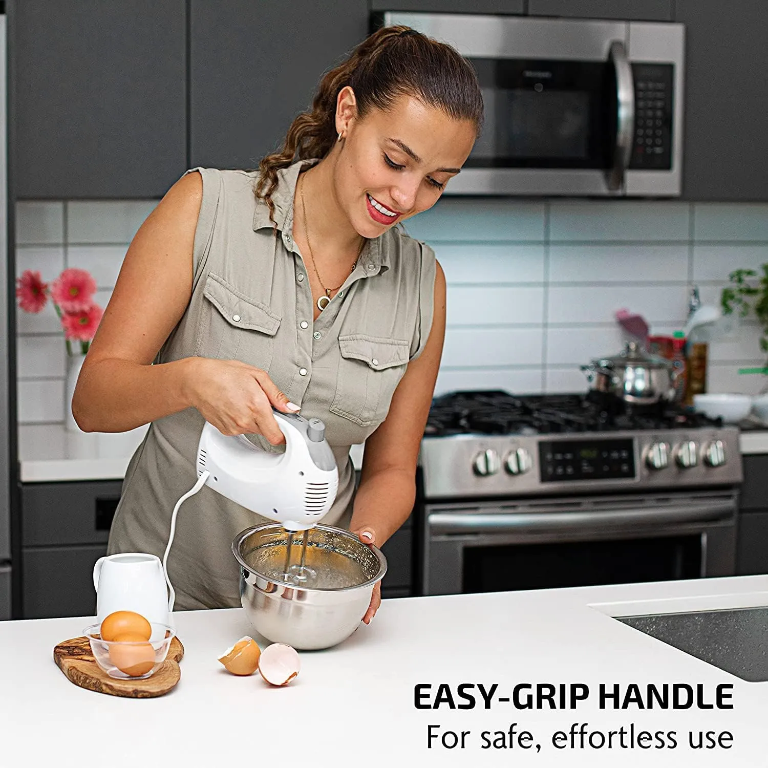 OVENTE 5-Speed Electric Hand Mixer with Stainless Steel Mixing Whisk, Snap-On Storage Case, Portable & Lightweight 150W Motor, Compact Handheld Mixer for Baking, Blending or Cooking, White HM151W