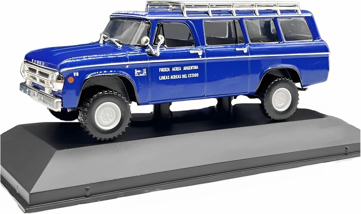 Resin Car Vehicle Model Fit for Dodge D200 SUV 1 43 Die Casting Alloy Car Models Classic Miniature Vehicle Collection Display Festive Deluxe Gift