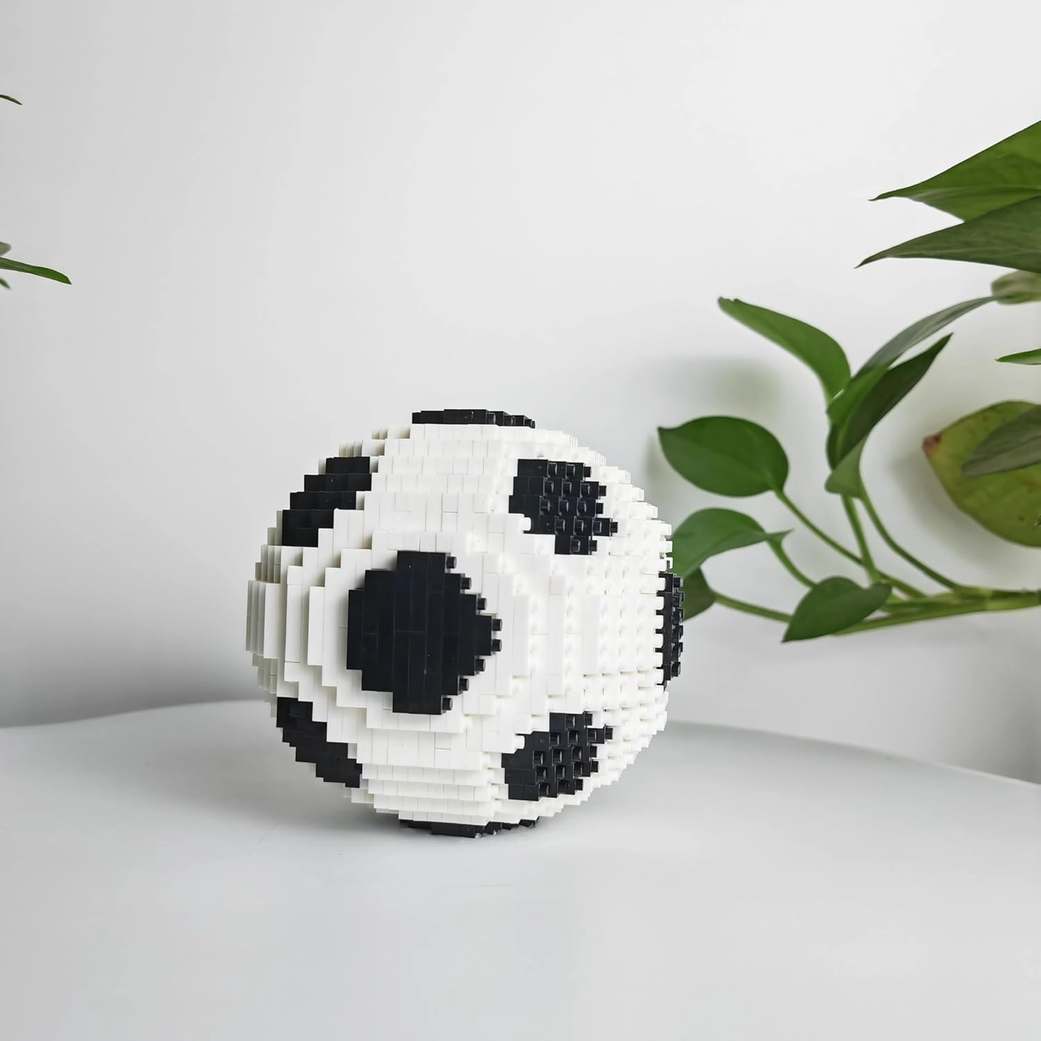 Soccer Building Blocks 850pcs - STEM Educational Toy for Kids Ages 8 , White & Black Football Bricks for Creative Play