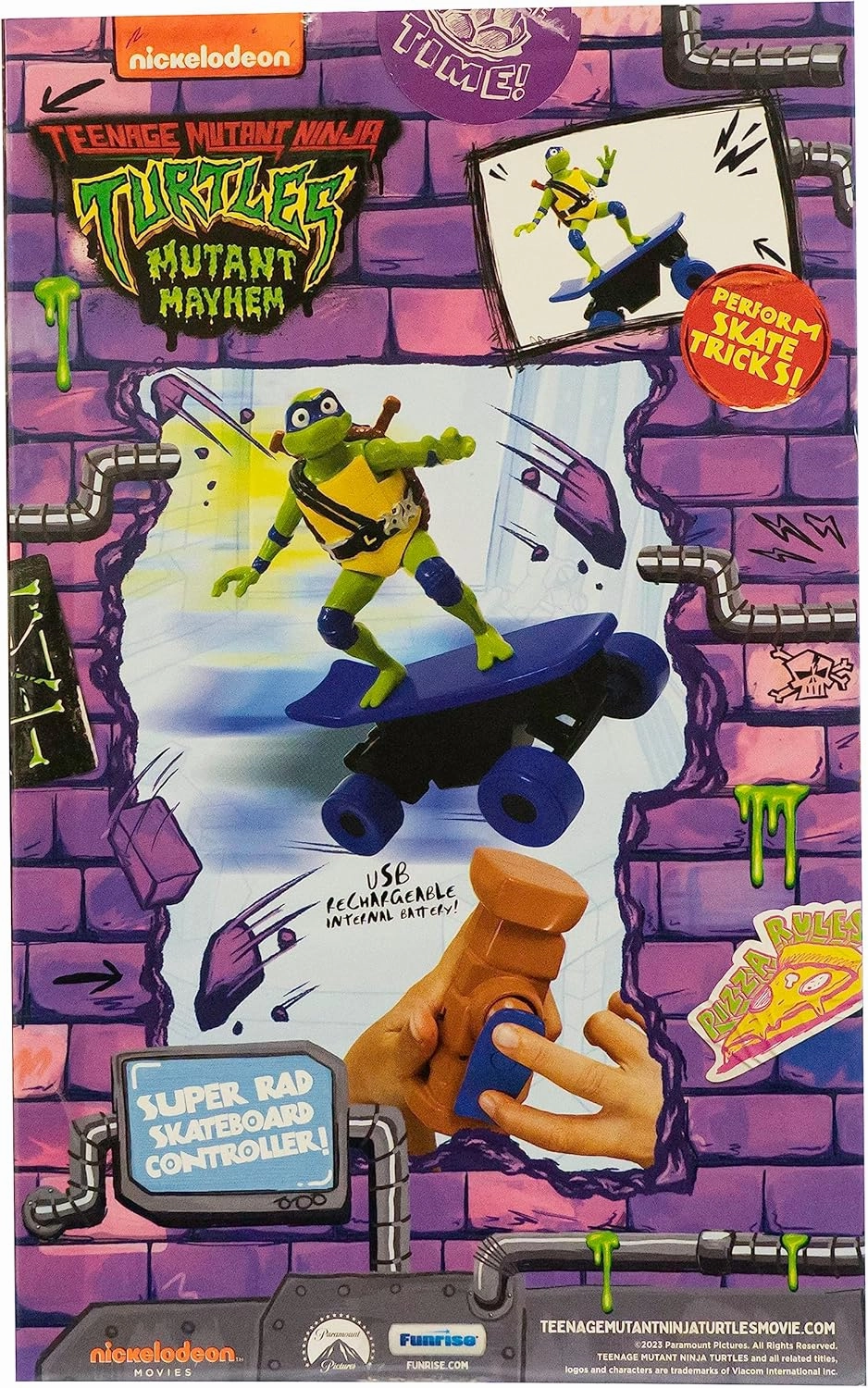 Teenage Mutant Ninja Turtles Toy, Leonardo Half Pipe RC Skate Vehicle, 2.4 GHz Skateboard Controller, Mutant Mayhem TMNT Remote Control Toy for Kids, Ages 3 