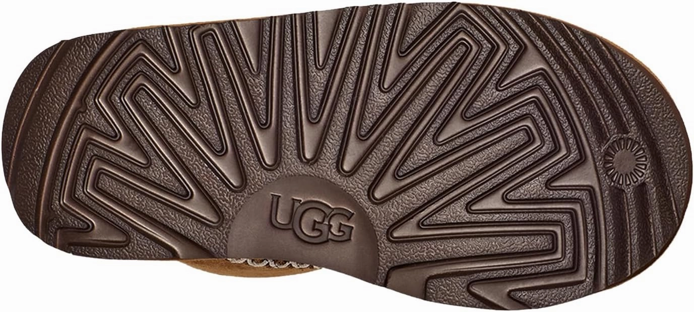 UGG Unisex-Child T Classic Mini Crescent Fashion Boot